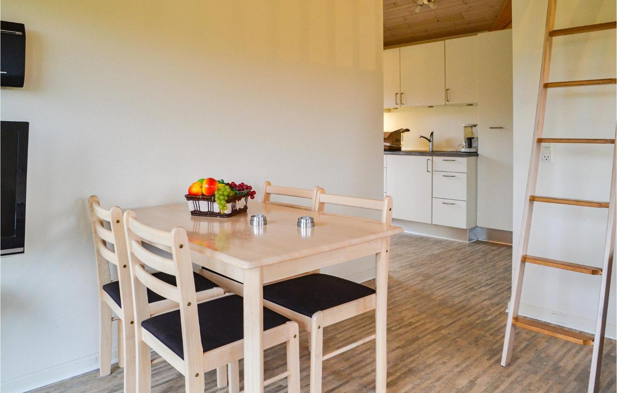 2 Bedroom Stunning Home In グランストゥ エクステリア 写真