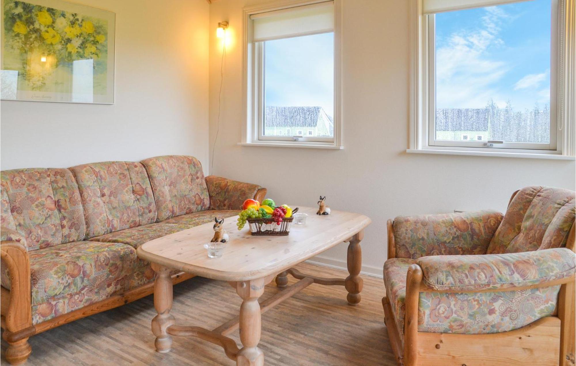 2 Bedroom Stunning Home In グランストゥ エクステリア 写真